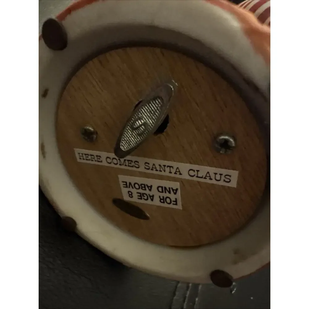 Vintage Silvestri Santa Claus Teddy Bear Music Box plays Here Comes Santa Claus